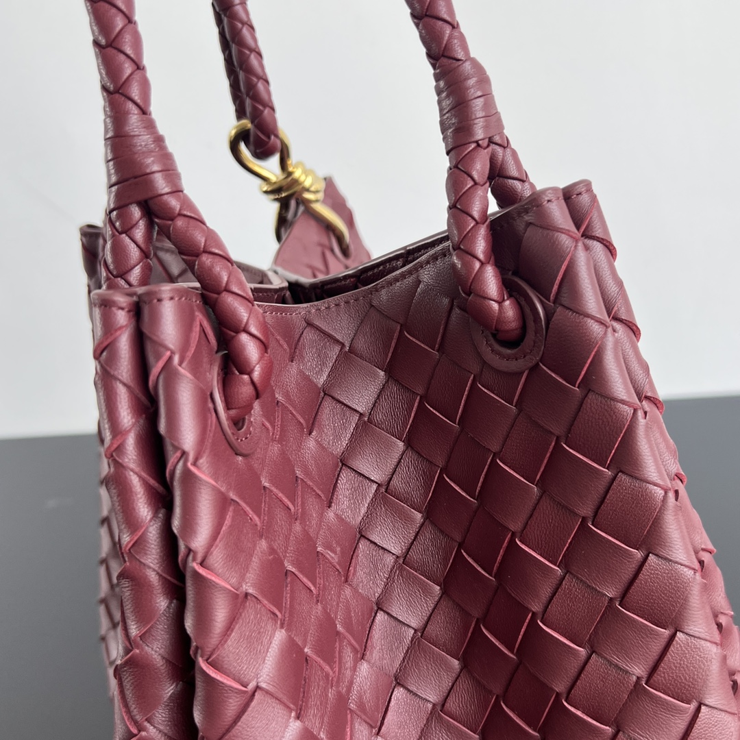 bo*te*ga Ve*ne*ta intrecciato tote-30x26x20cm