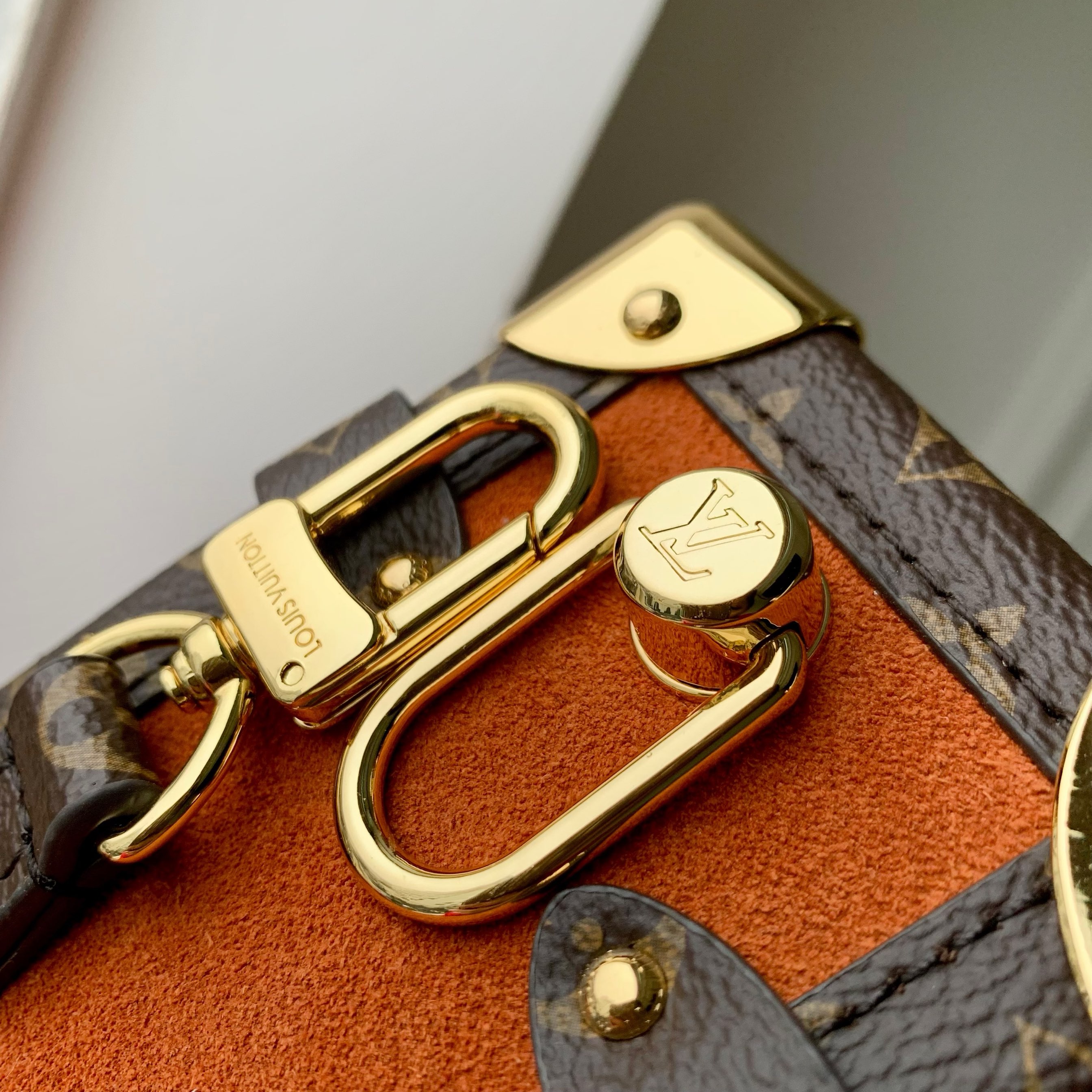 l0vis Vvtt0n monogram bags -16 x 8.5 x 23.5cm