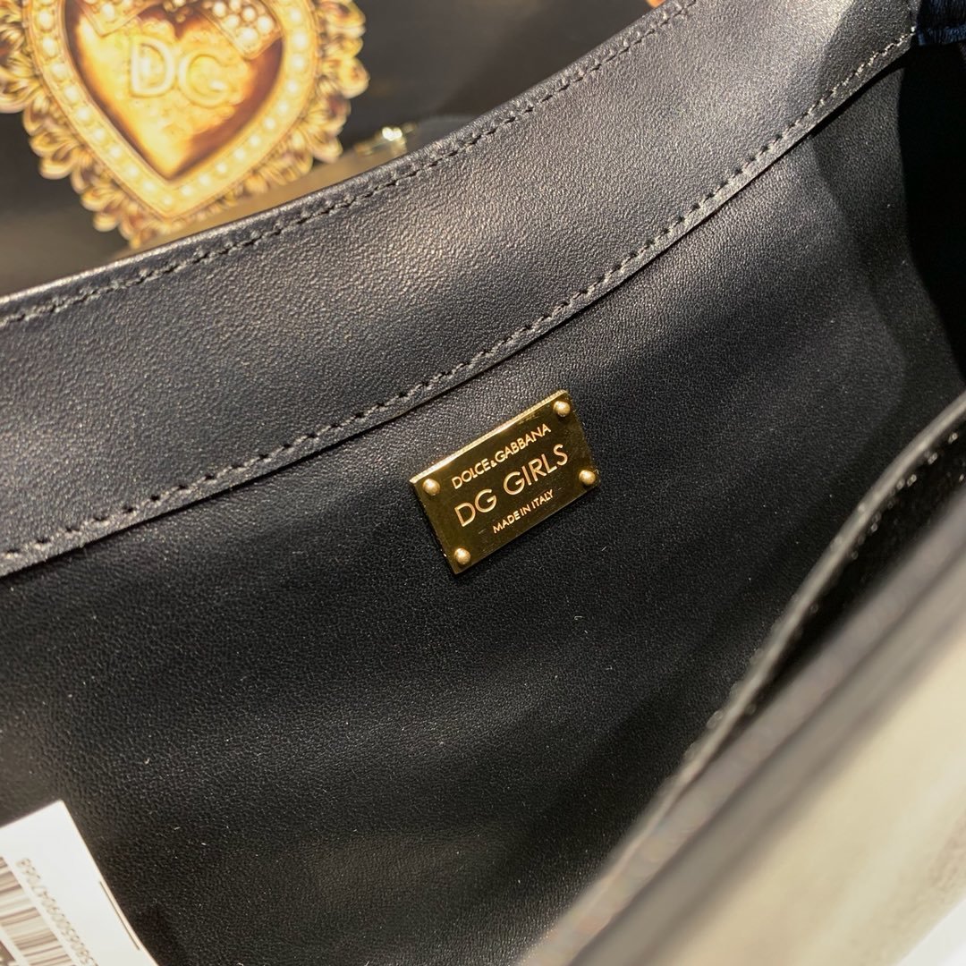Dolce & Gabbana Handbags-21*5*13.5CM