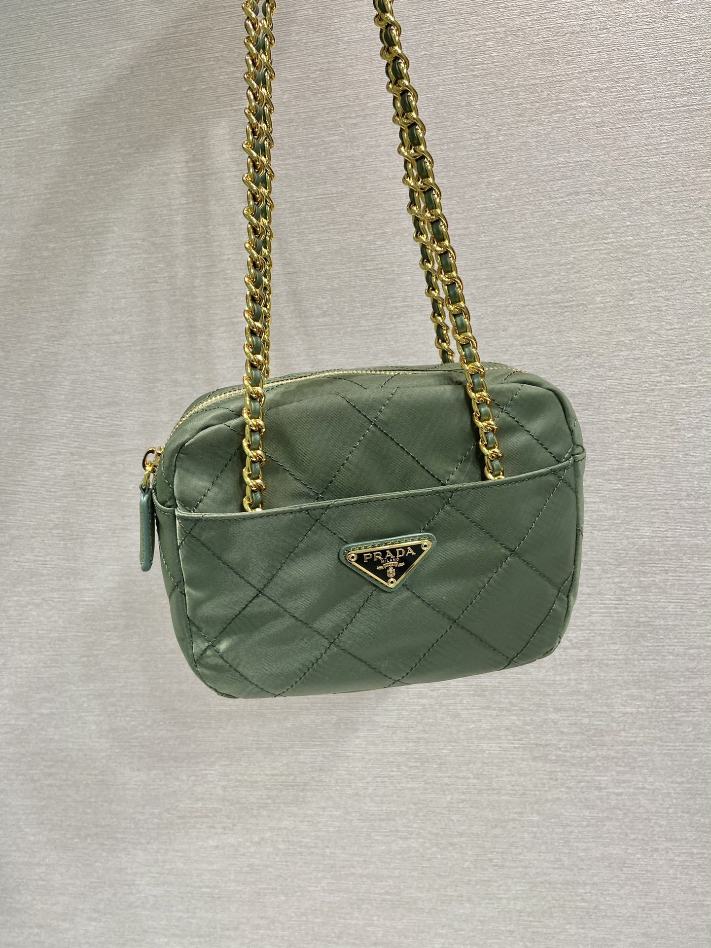 Pra*a 1bd632 vintage bag-19*14*6cm