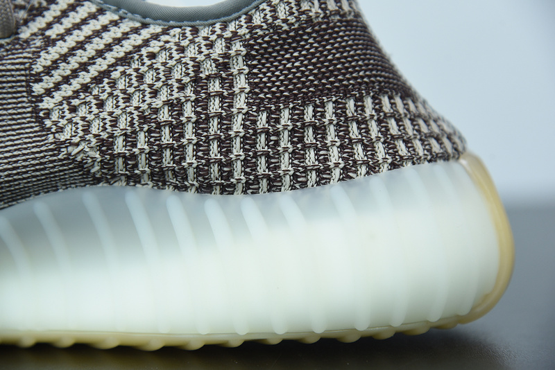 ad*s Y**zy boost 350 v2 “zyon” fz1267