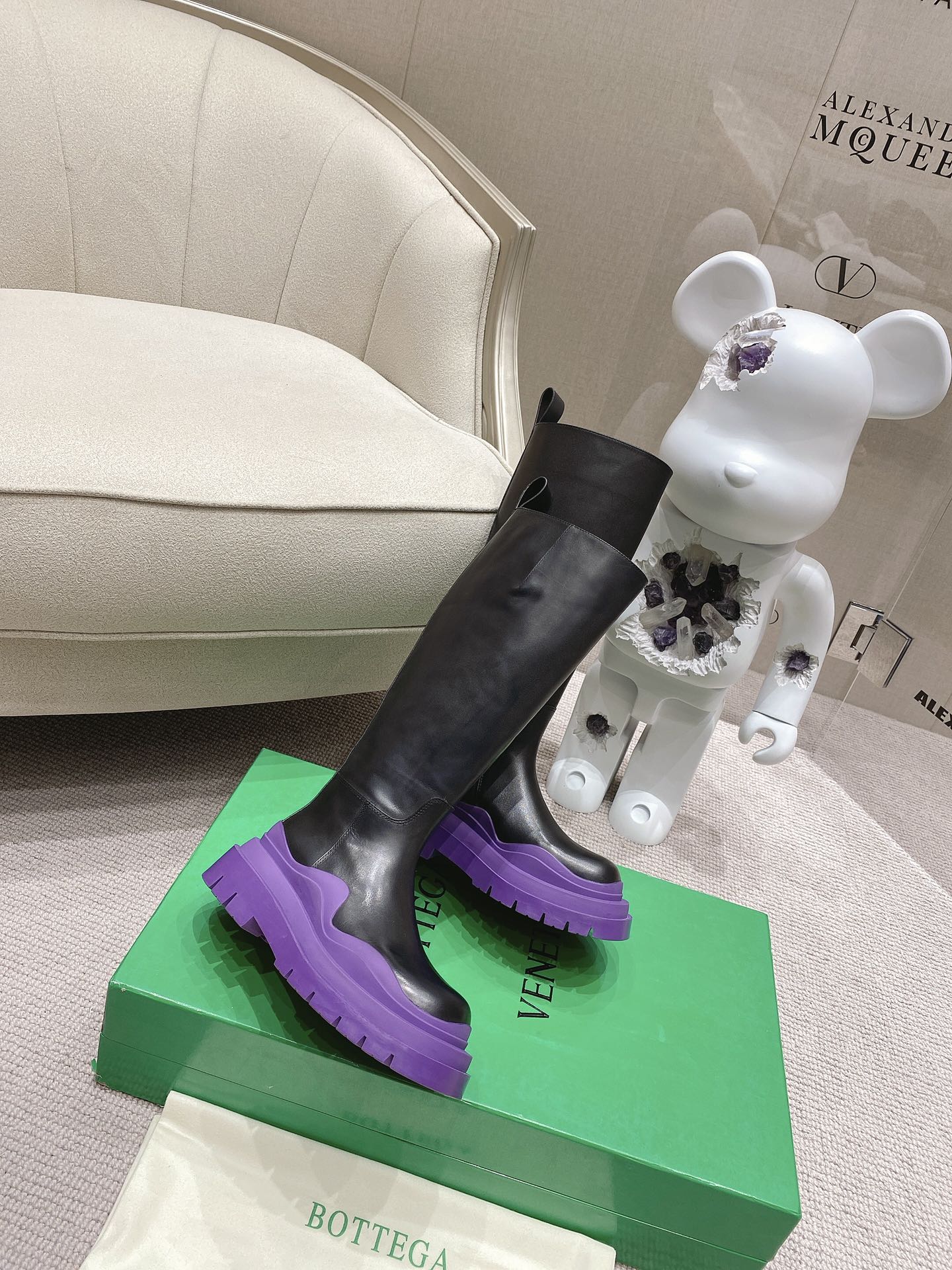 bo*te*ga Ve*ne*ta boots
