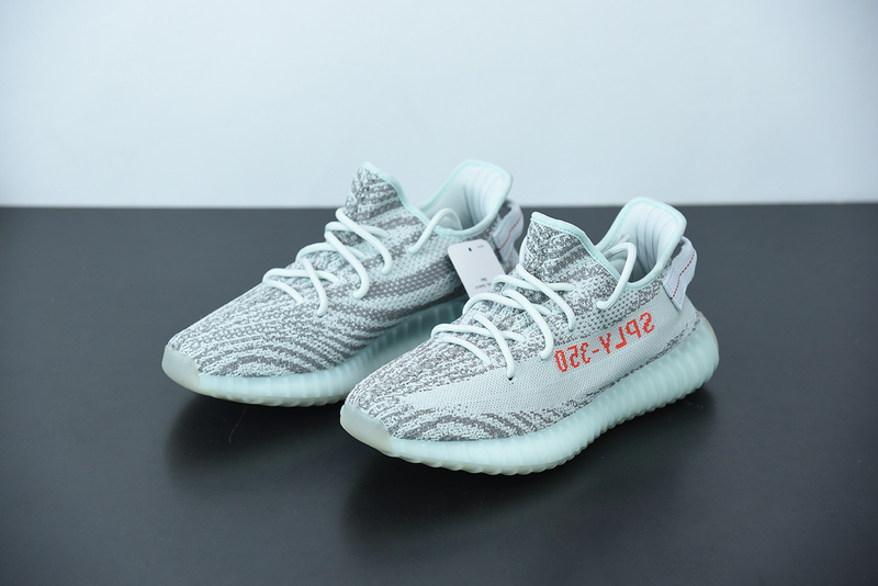 ad*s Y**zy boost 350 v2 "blue tint" b37571