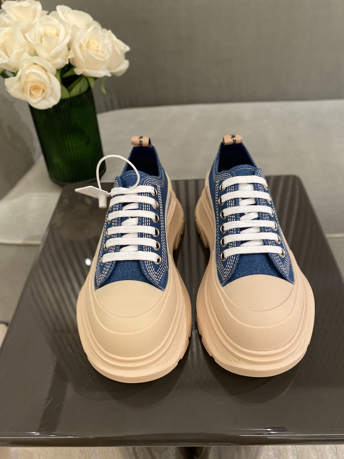 alexander M*Q*en sports shoes