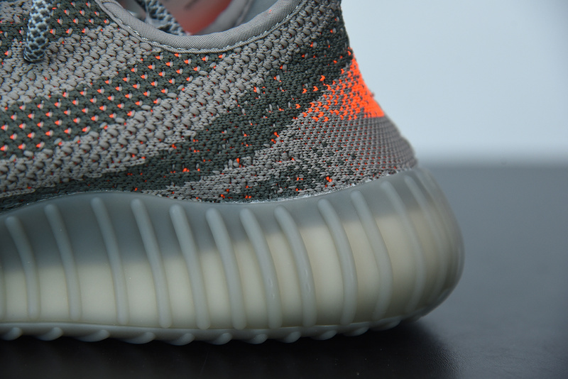 ad*s Y**zy boost 350 v2 "beluga" bb1826