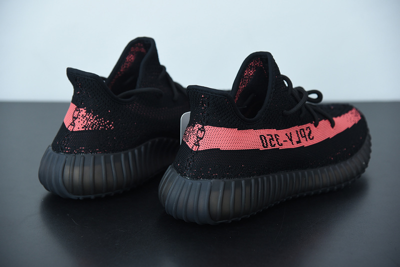ad*s Y**zy boost 350 v2 core black red by9612