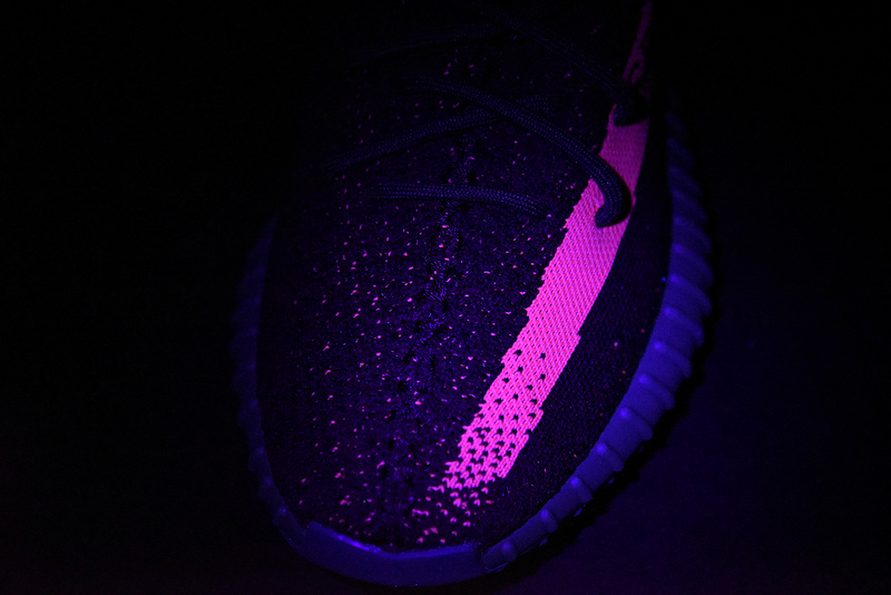 ad*s Y**zy boost 350 v2 core black red by9612