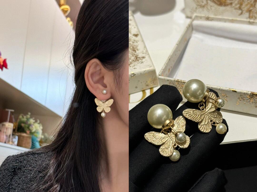Ch@nel Earring