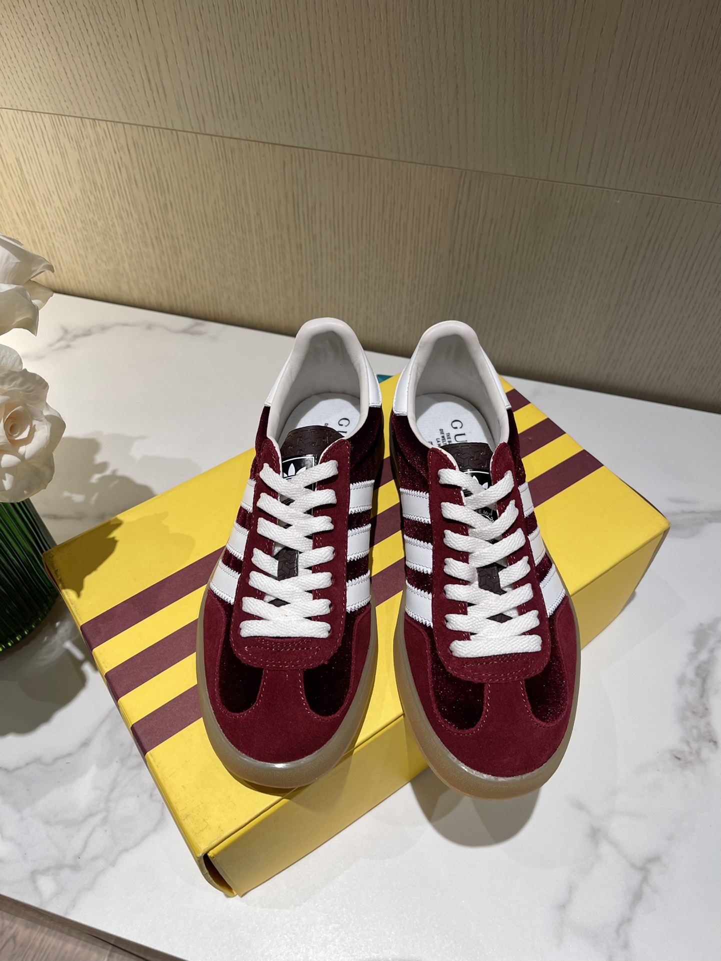 ad*sxG*u*i sneakers