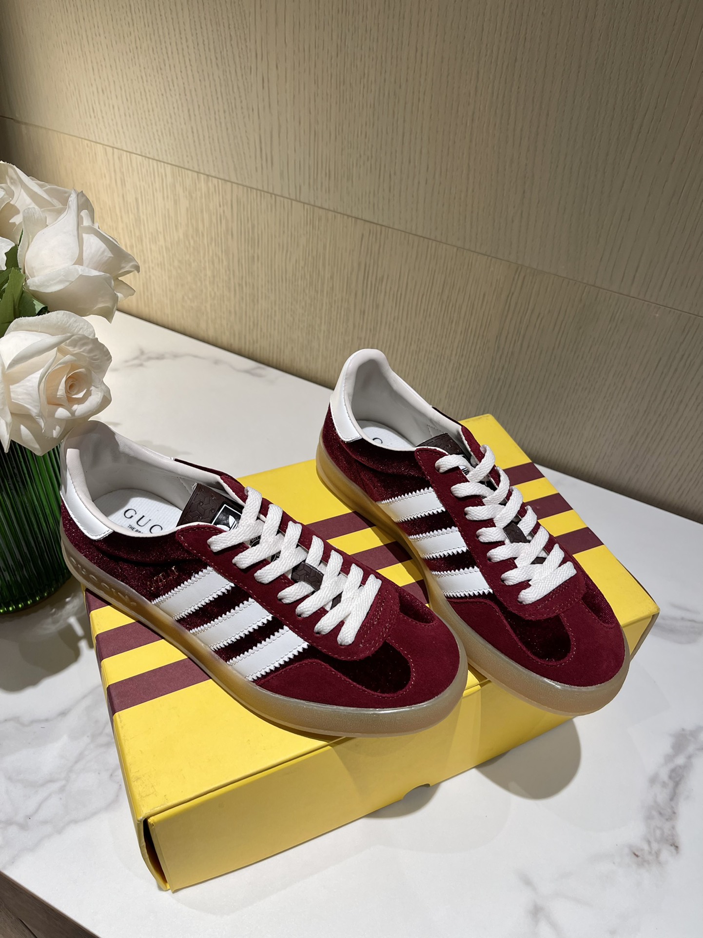 ad*sxG*u*i sneakers