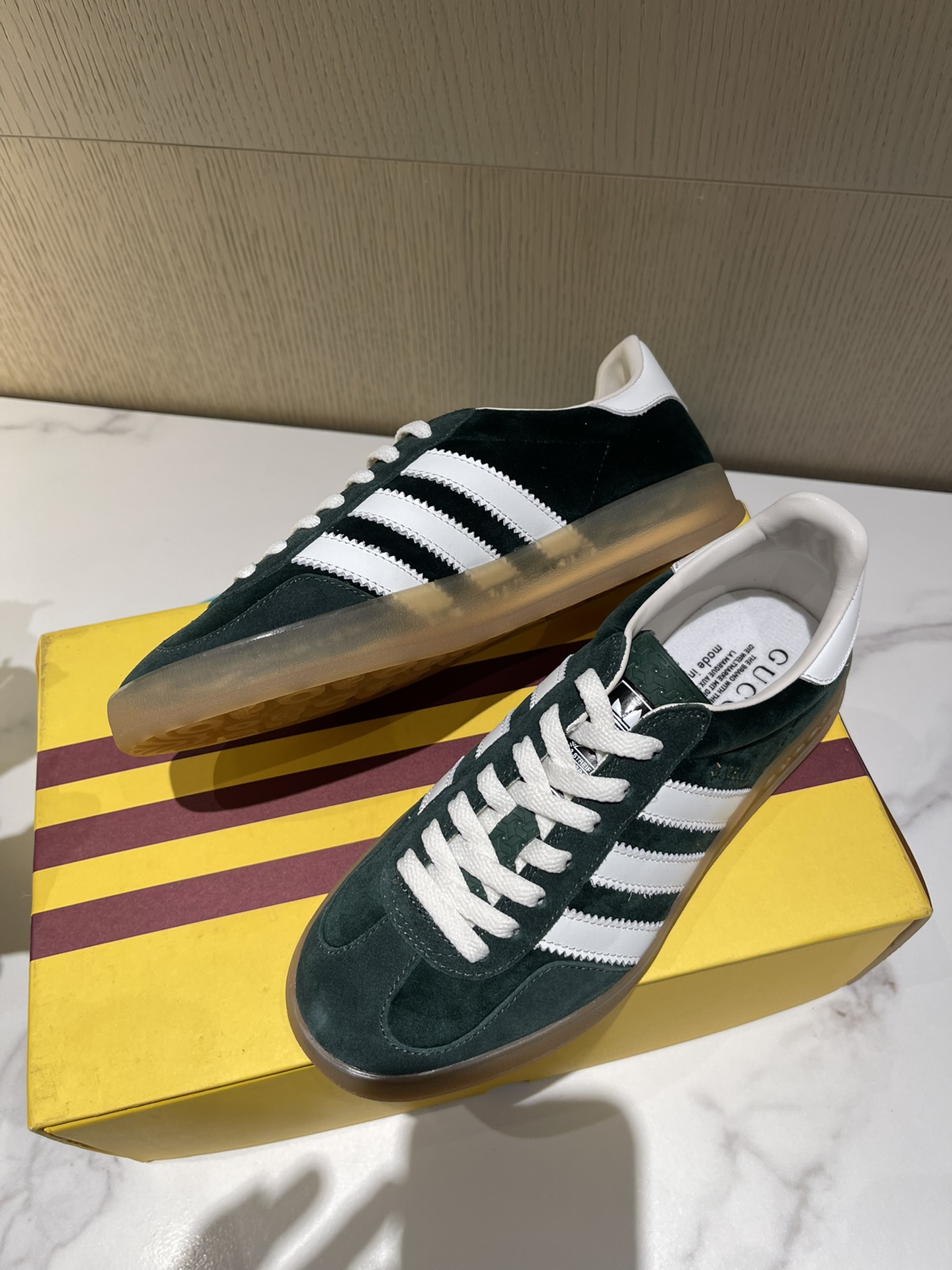 ad*sxG*u*i sneakers
