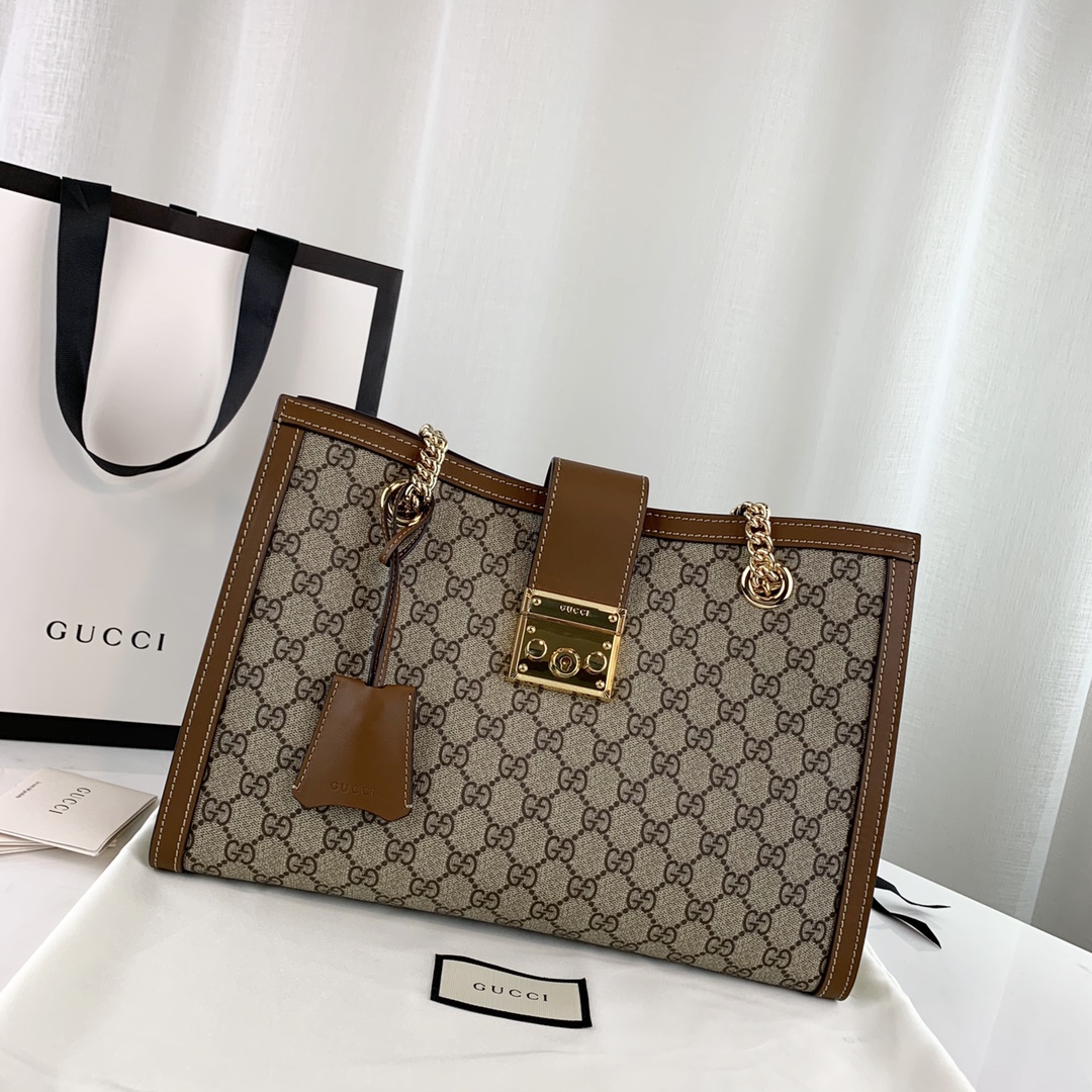 G*u*i padlock bag-35x23x14cm