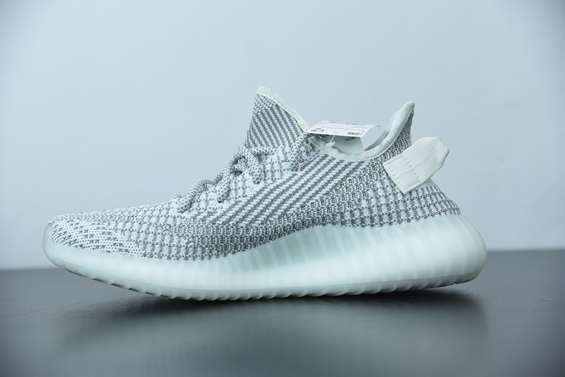 ad*s Y**zy boost 350 v2 
