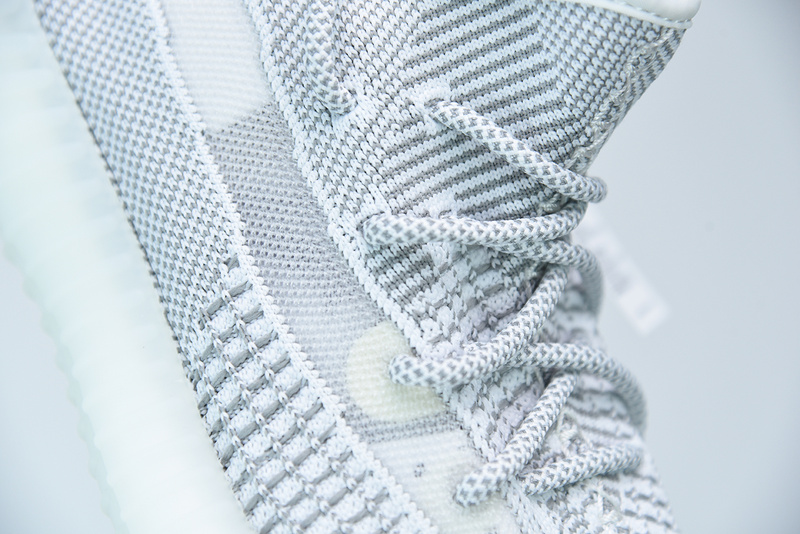 ad*s Y**zy boost 350 v2 