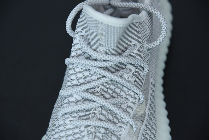 ad*s Y**zy boost 350 v2 