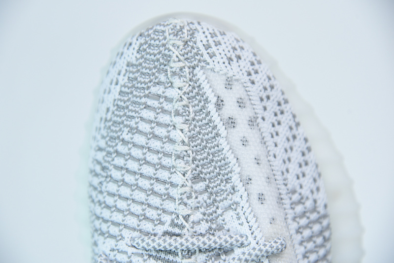 ad*s Y**zy boost 350 v2 
