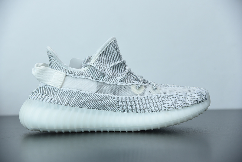 ad*s Y**zy boost 350 v2 