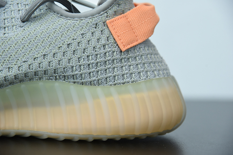 ad*s Y**zy boost 350 v2 "true form" eg7492