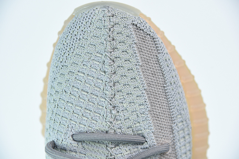 ad*s Y**zy boost 350 v2 "true form" eg7492
