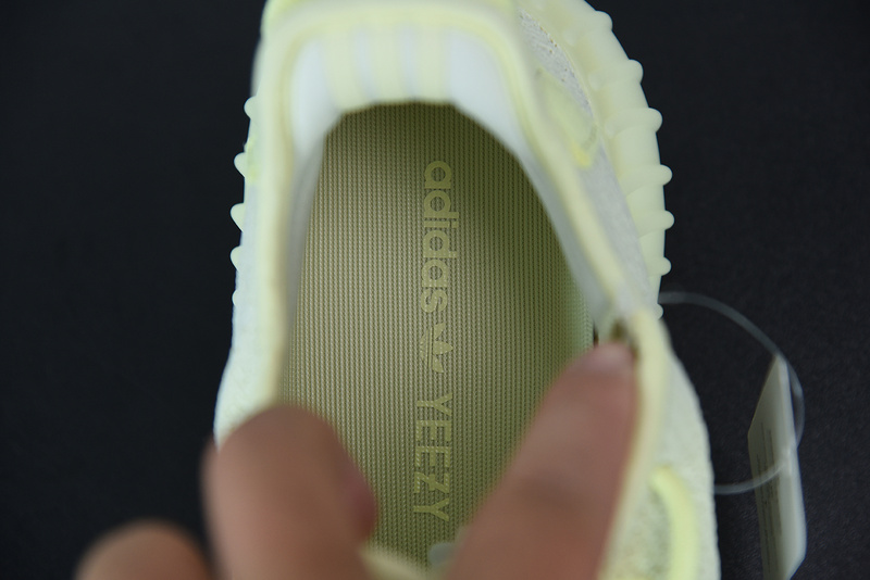 ad*s Y**zy boost 350 v2 "butter" f36980