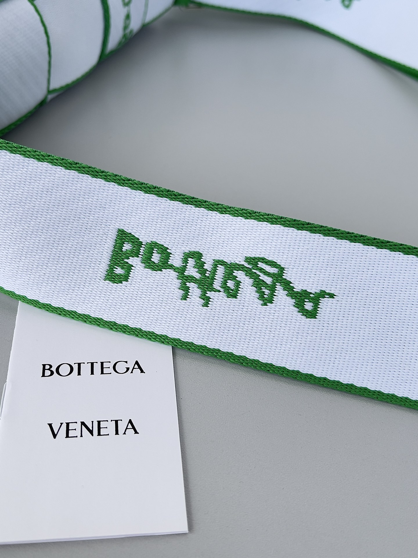 bo*te*ga Ve*ne*ta webbing crossbody bag-25*15*5cm
