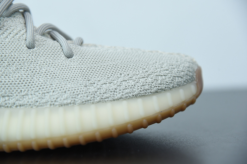 ad*s Y**zy boost 350 v2 