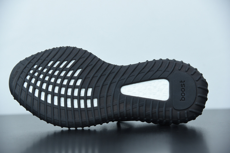 ad*s Y**zy boost 350 v2