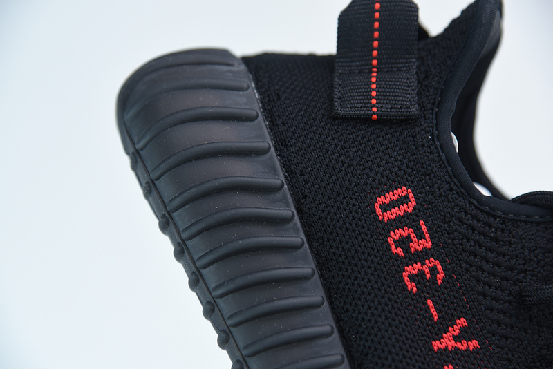 ad*s Y**zy boost 350 v2