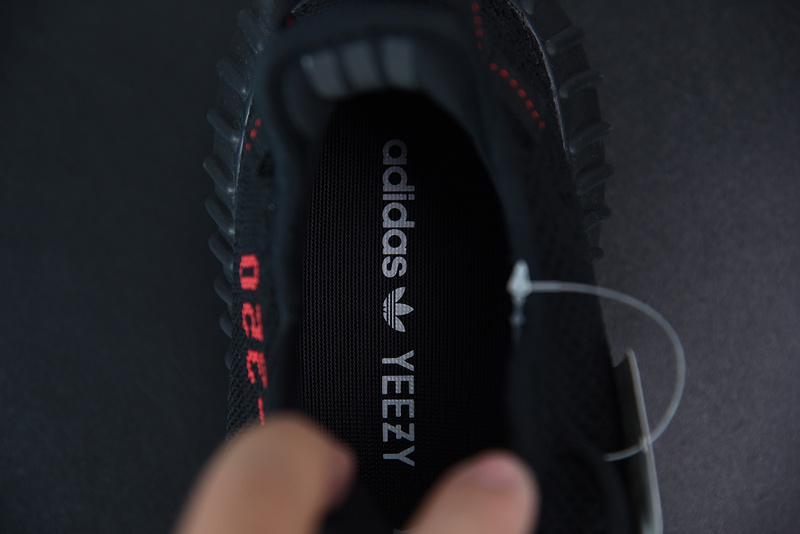 ad*s Y**zy boost 350 v2
