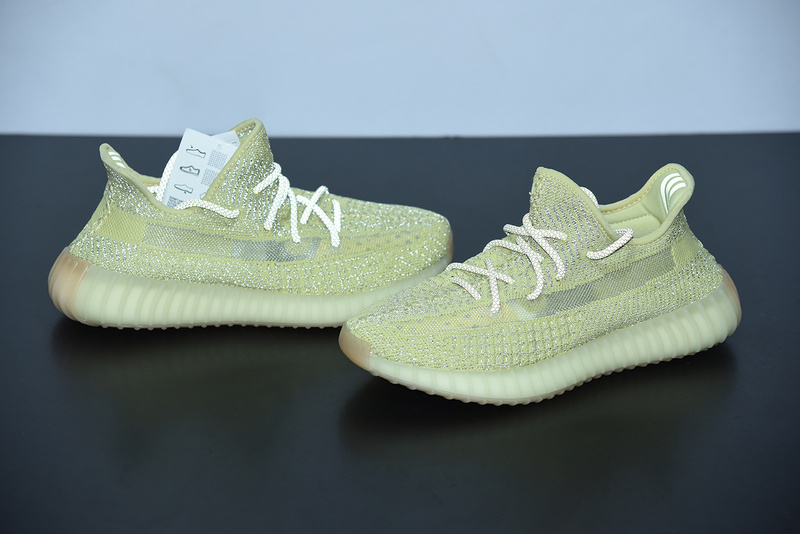 ad*s Y**zy boost 350 v2 “antlia” reflective fv3255