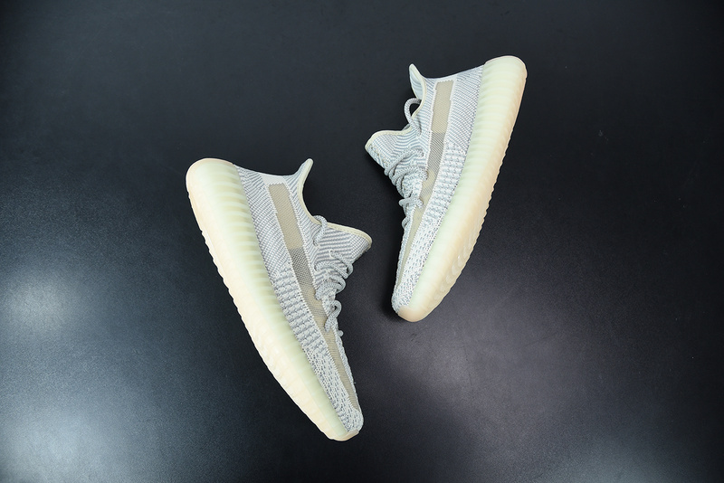 ad*s Y**zy boost 350 v2 ‘lundmark’ non reflective fu9161