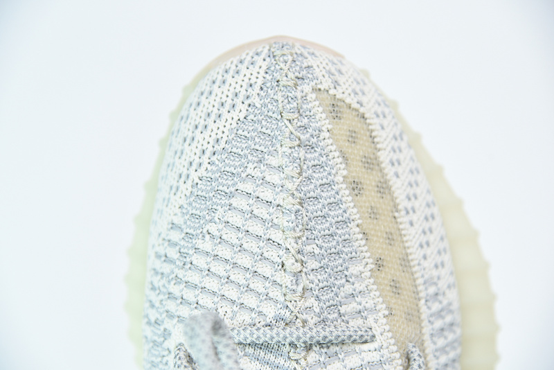 ad*s Y**zy boost 350 v2 ‘lundmark’ non reflective fu9161