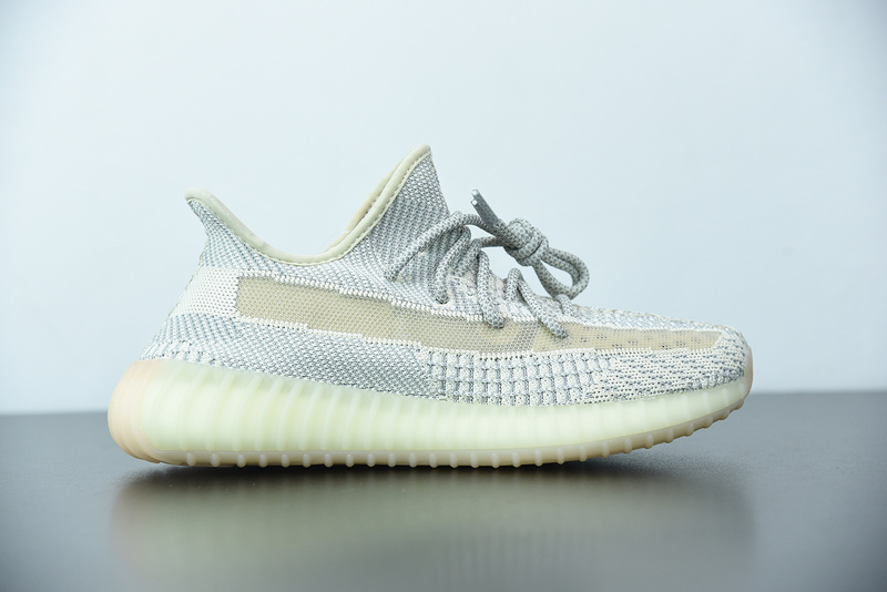 ad*s Y**zy boost 350 v2 ‘lundmark’ non reflective fu9161