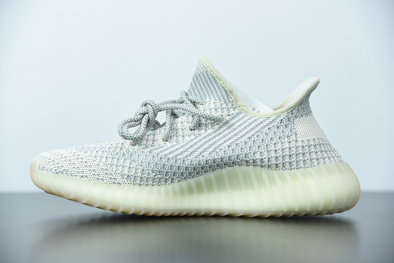 ad*s Y**zy boost 350 v2 ‘lundmark’ non reflective fu9161