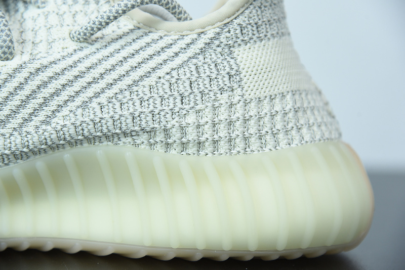 ad*s Y**zy boost 350 v2 ‘lundmark’ reflective fv3254