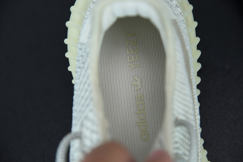 ad*s Y**zy boost 350 v2 ‘lundmark’ reflective fv3254