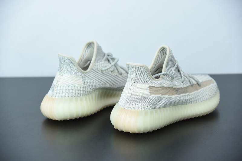 ad*s Y**zy boost 350 v2 ‘lundmark’ reflective fv3254