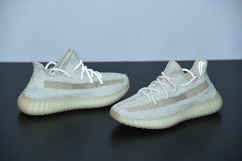 ad*s Y**zy boost 350 v2 ‘lundmark’ reflective fv3254