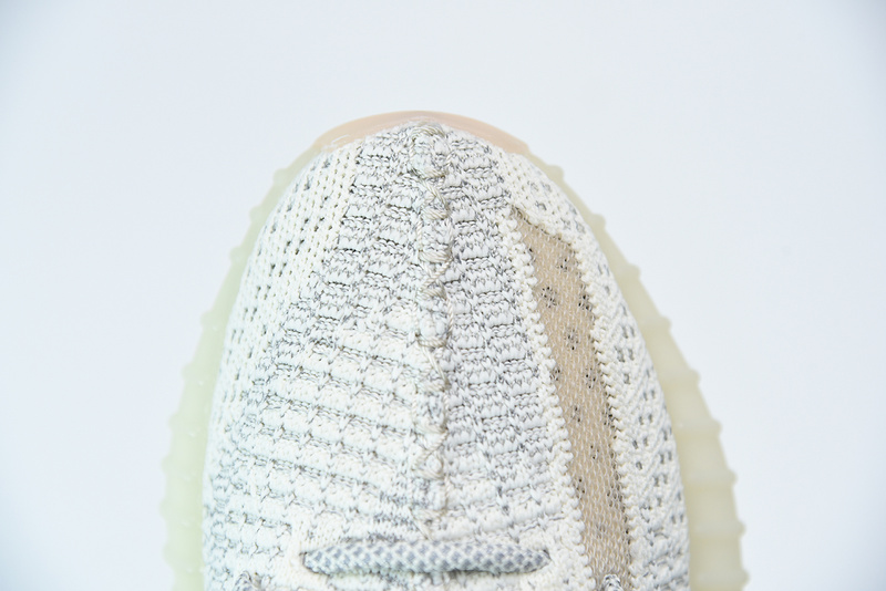 ad*s Y**zy boost 350 v2 ‘lundmark’ reflective fv3254
