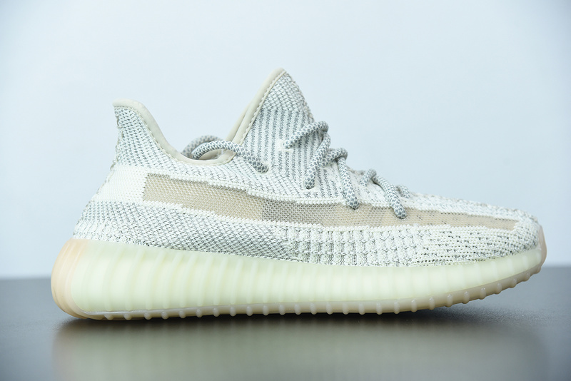 ad*s Y**zy boost 350 v2 ‘lundmark’ reflective fv3254