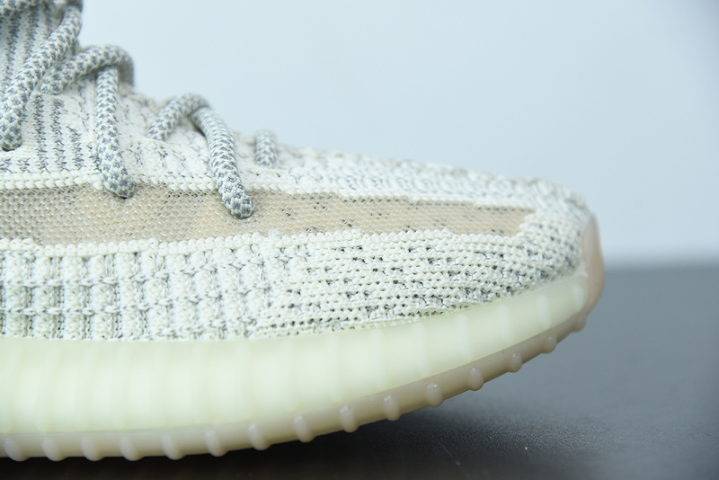 ad*s Y**zy boost 350 v2 ‘lundmark’ reflective fv3254