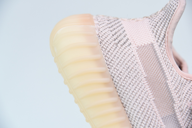 ad*s Y**zy boost 350 v2 “synth” reflective fv5666