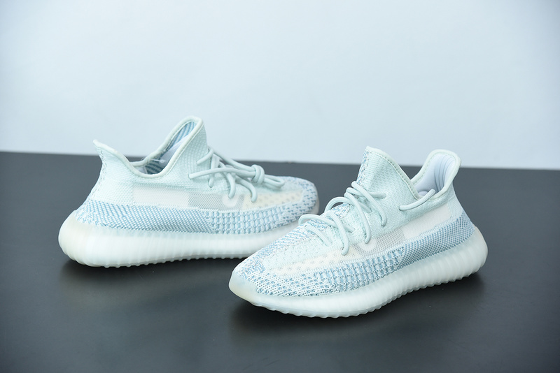 ad*s Y**zy boost 350 v2 cloud white fw3043