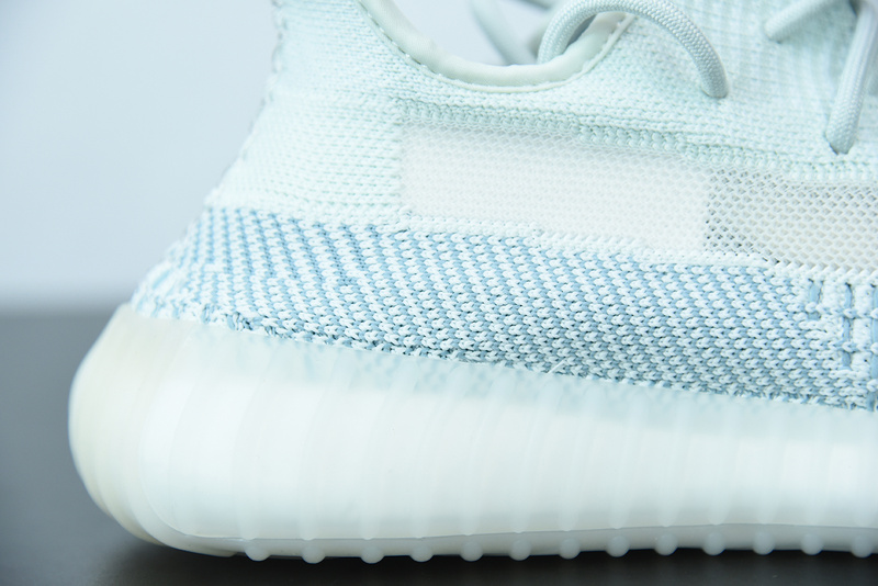 ad*s Y**zy boost 350 v2 cloud white fw3043