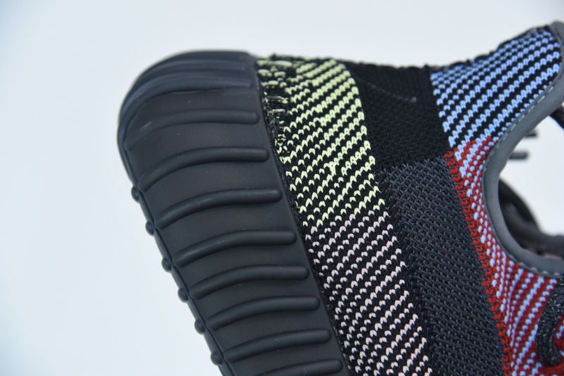 ad*s Y**zy boost 350 v2 non-reflective yecheil fw5190