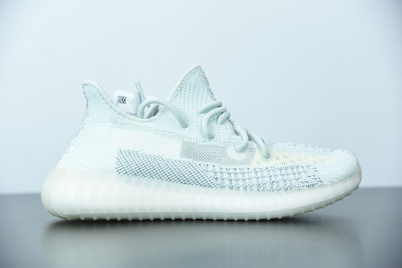 ad*s Y**zy boost 350 v2 cloud white reflective fw5317