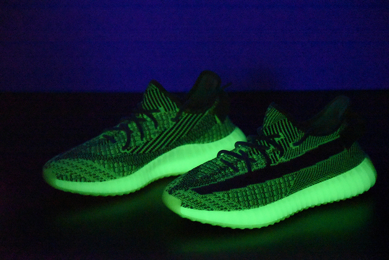 ad*s Y**zy boost 350 v2 yeezreel reflective fx4130