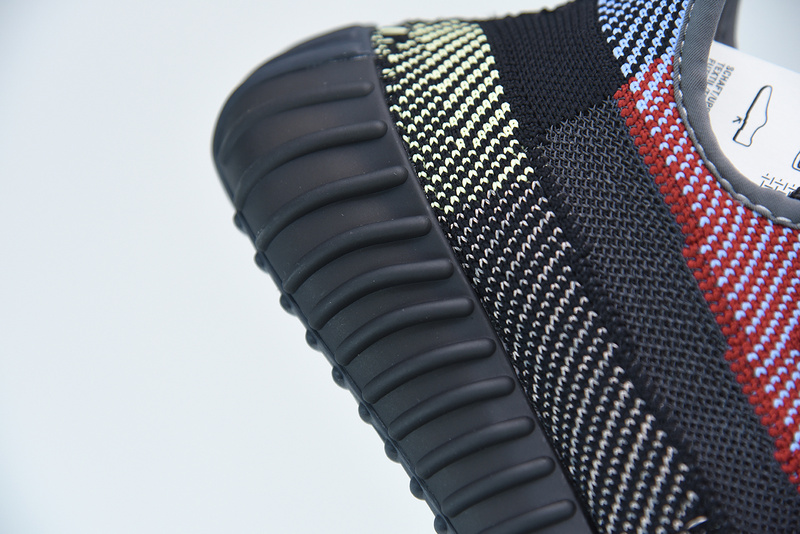 ad*s Y**zy boost 350 v2 reflective yecheil fx4145