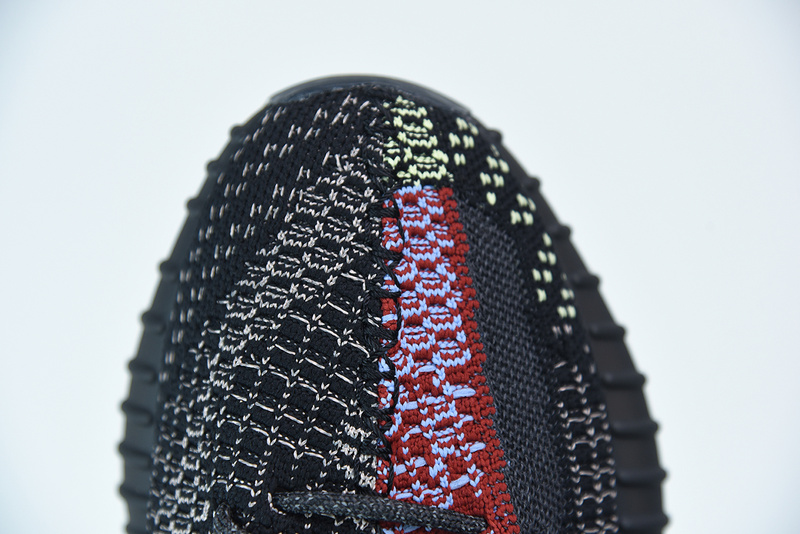 ad*s Y**zy boost 350 v2 reflective yecheil fx4145