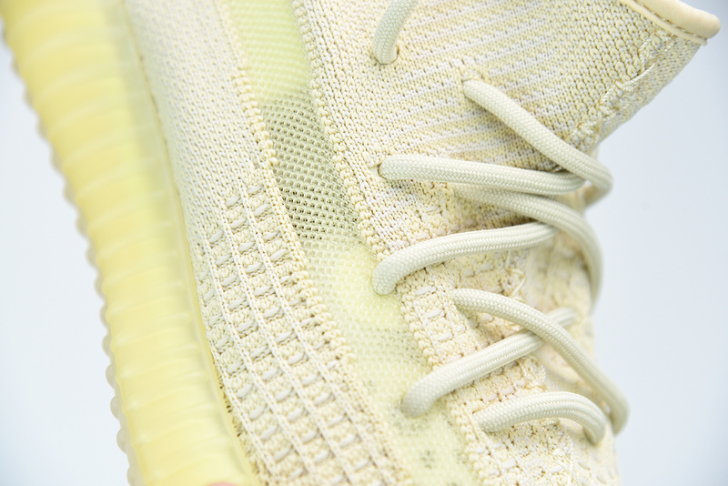 ad*s Y**zy boost 350 v2 “flax” fx9028
